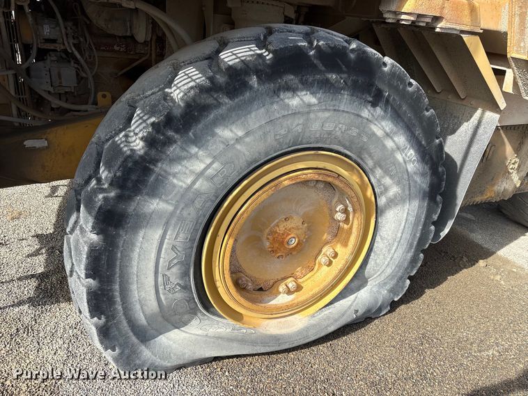 image for item EA7869 1997 Caterpillar 775D haul truck