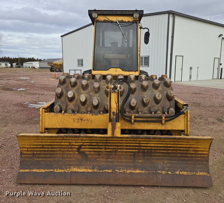 image for item EB1190 1996 Caterpillar CP-563C single drum vibratory roller