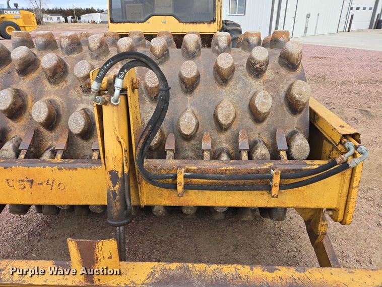 image for item EB1190 1996 Caterpillar CP-563C single drum vibratory roller