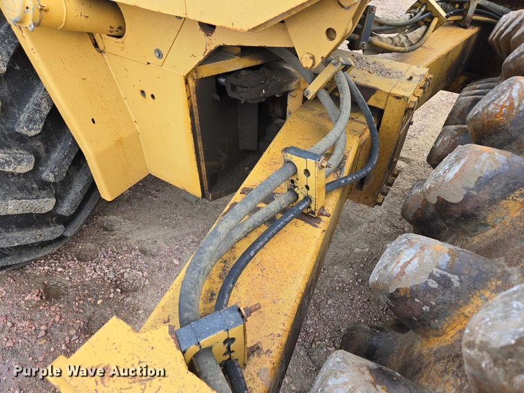 image for item EB1190 1996 Caterpillar CP-563C single drum vibratory roller