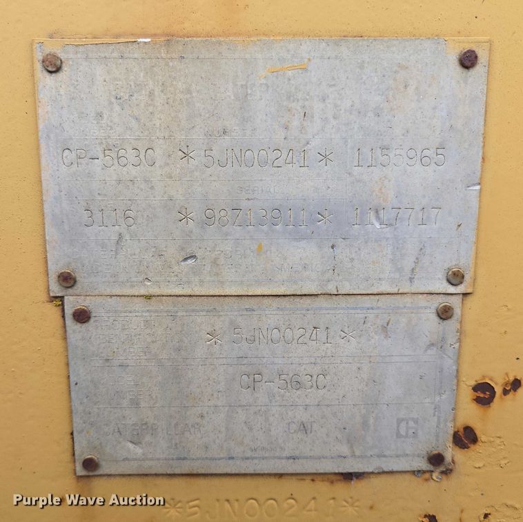 image for item EB1190 1996 Caterpillar CP-563C single drum vibratory roller