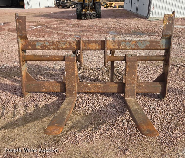 image for item EB1191 JRB wheel loader forks