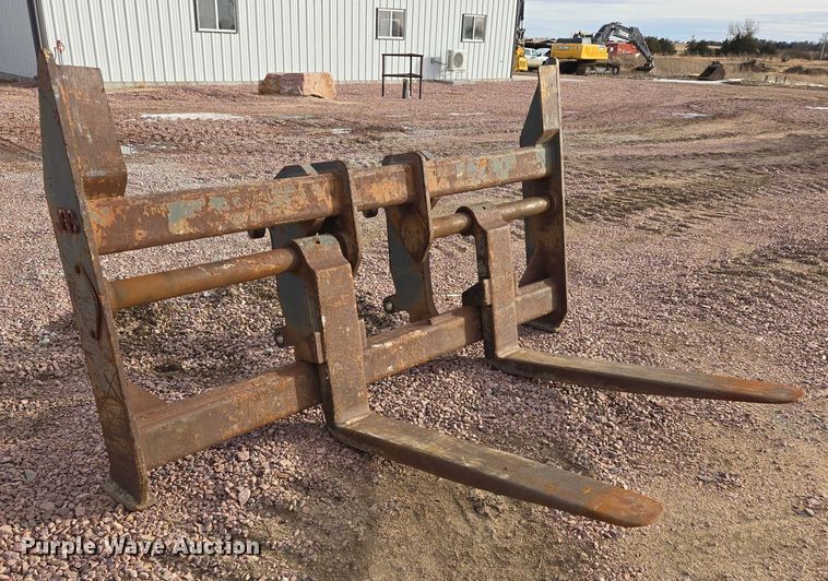 image for item EB1191 JRB wheel loader forks