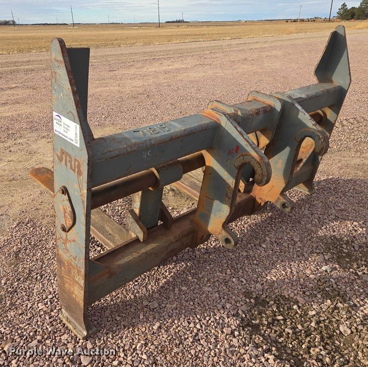 image for item EB1191 JRB wheel loader forks