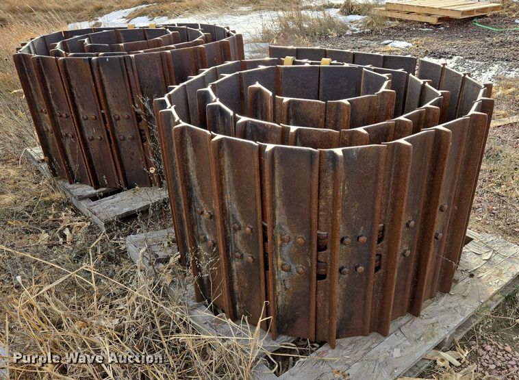 image for item EB1193 Caterpillar system 1 track group