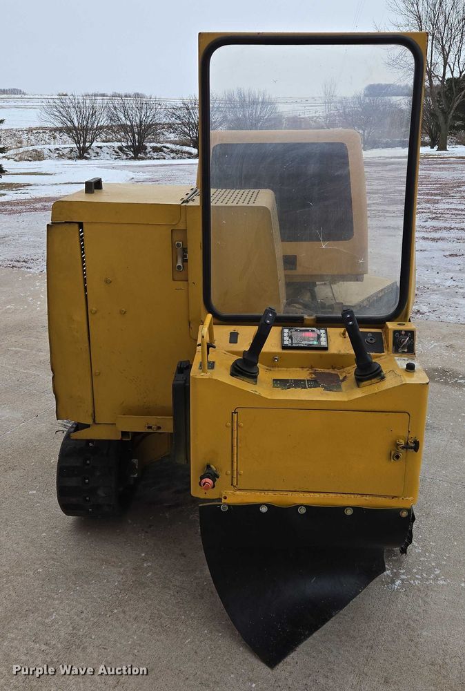 image for item EB1195 2004 Vermeer SC60TX stump grinder