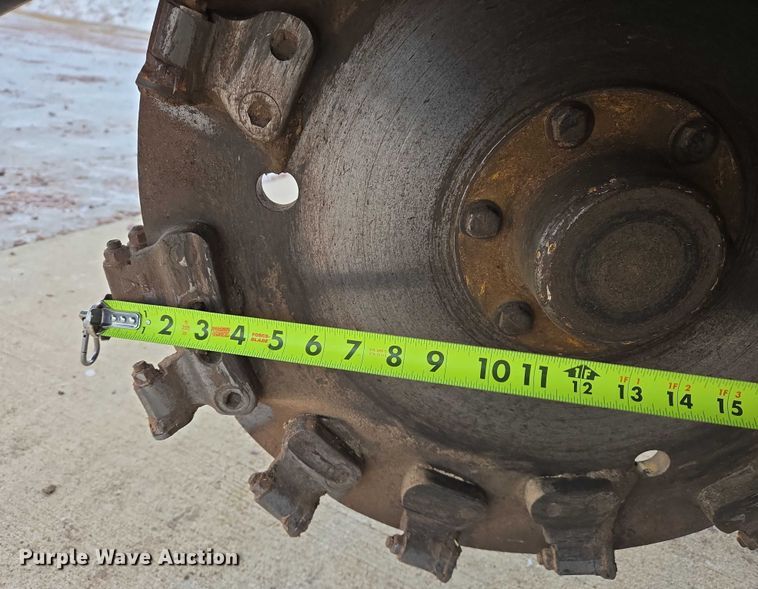 image for item EB1195 2004 Vermeer SC60TX stump grinder