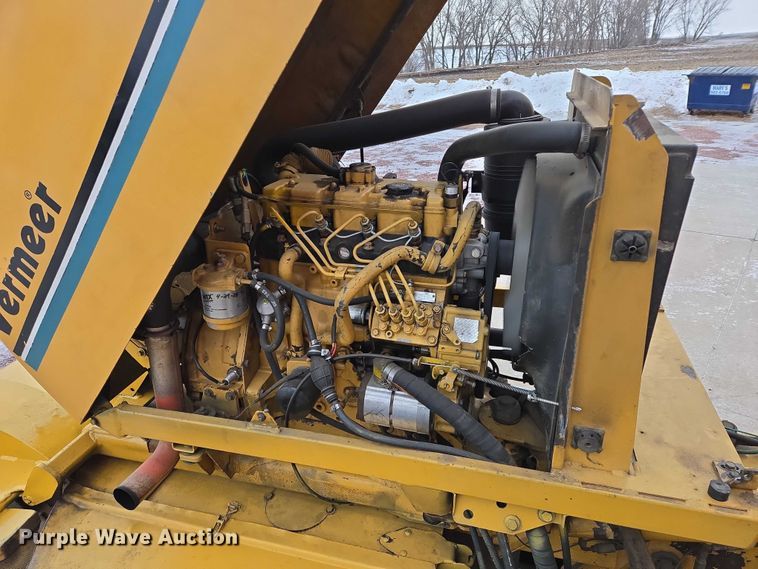 image for item EB1195 2004 Vermeer SC60TX stump grinder