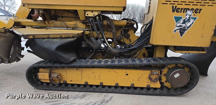 image for item EB1195 2004 Vermeer SC60TX stump grinder