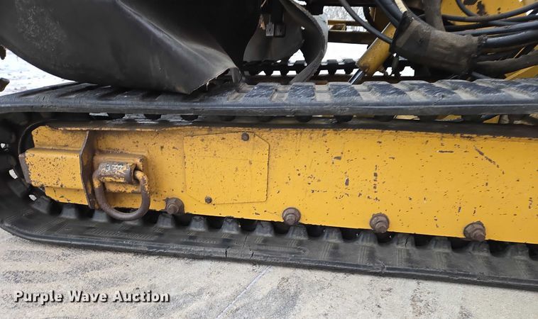 image for item EB1195 2004 Vermeer SC60TX stump grinder