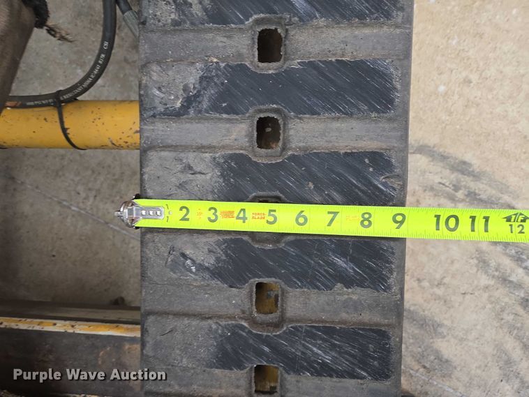 image for item EB1195 2004 Vermeer SC60TX stump grinder