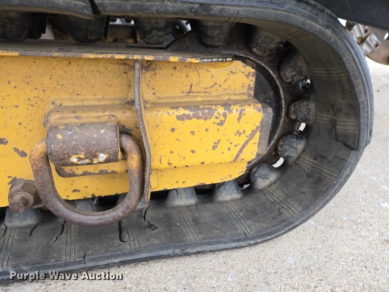 image for item EB1195 2004 Vermeer SC60TX stump grinder