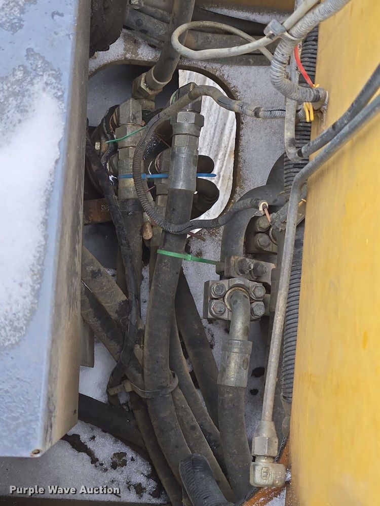 image for item EB1202 2004 Komatsu PC308USLC-3 excavator