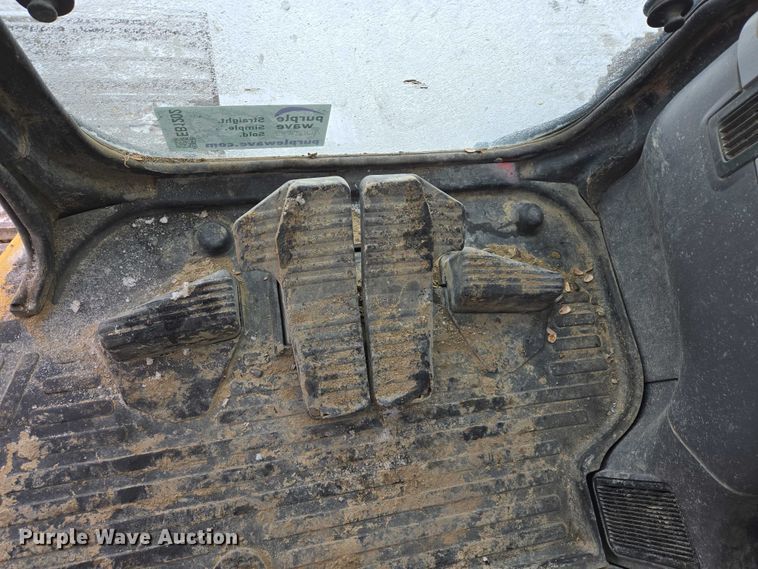 image for item EB1202 2004 Komatsu PC308USLC-3 excavator