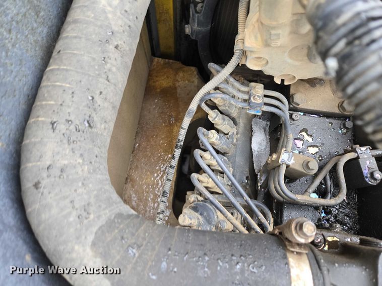 image for item EB1202 2004 Komatsu PC308USLC-3 excavator