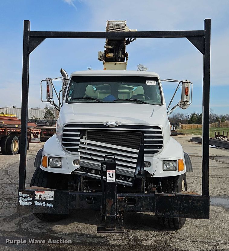 image for item EB8455 2005 Sterling Truck L9500 Series crane truck