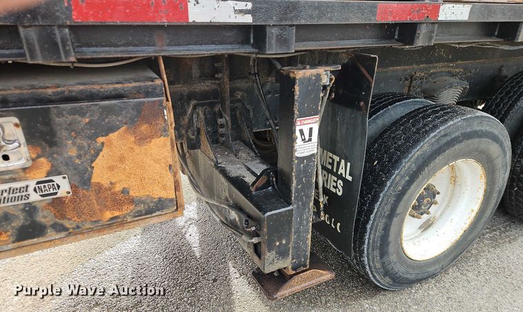 image for item EB8455 2005 Sterling Truck L9500 Series crane truck