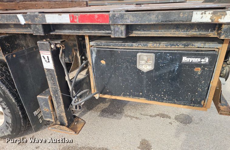 image for item EB8455 2005 Sterling Truck L9500 Series crane truck