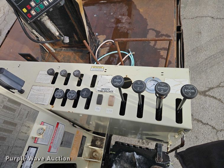 image for item EB8455 2005 Sterling Truck L9500 Series crane truck