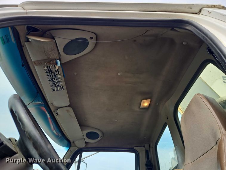 image for item EB8455 2005 Sterling Truck L9500 Series crane truck