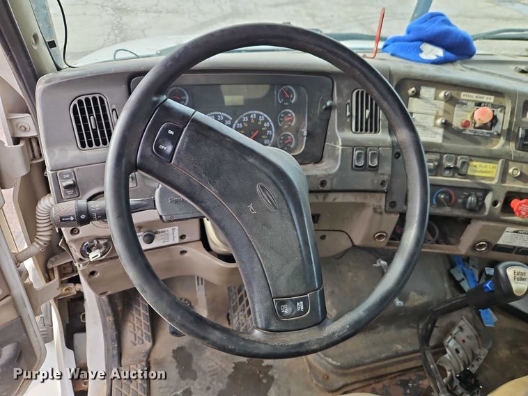 image for item EB8455 2005 Sterling Truck L9500 Series crane truck