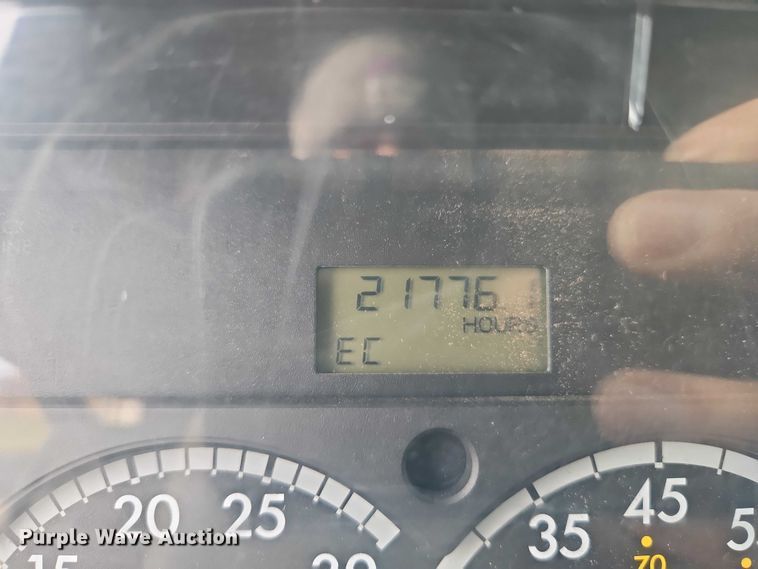 image for item EB8455 2005 Sterling Truck L9500 Series crane truck