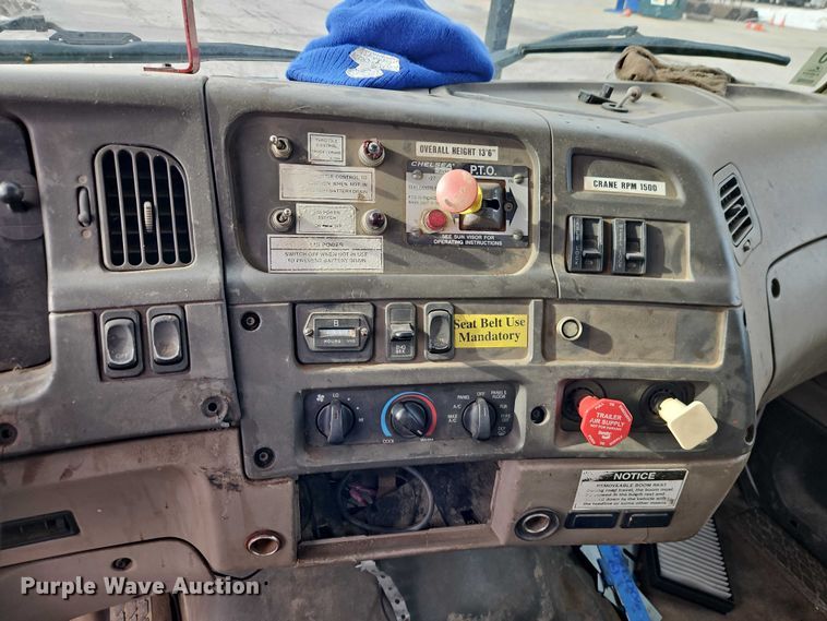 image for item EB8455 2005 Sterling Truck L9500 Series crane truck