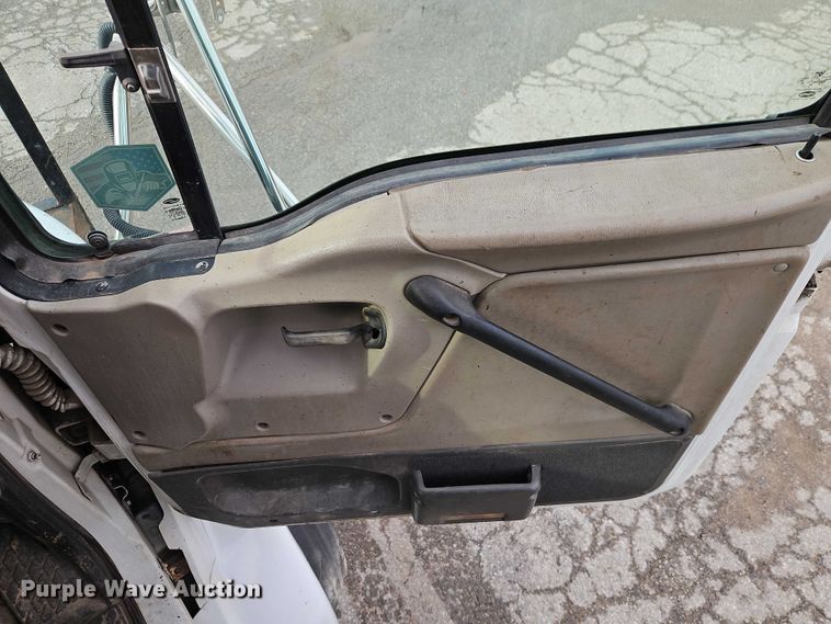 image for item EB8455 2005 Sterling Truck L9500 Series crane truck