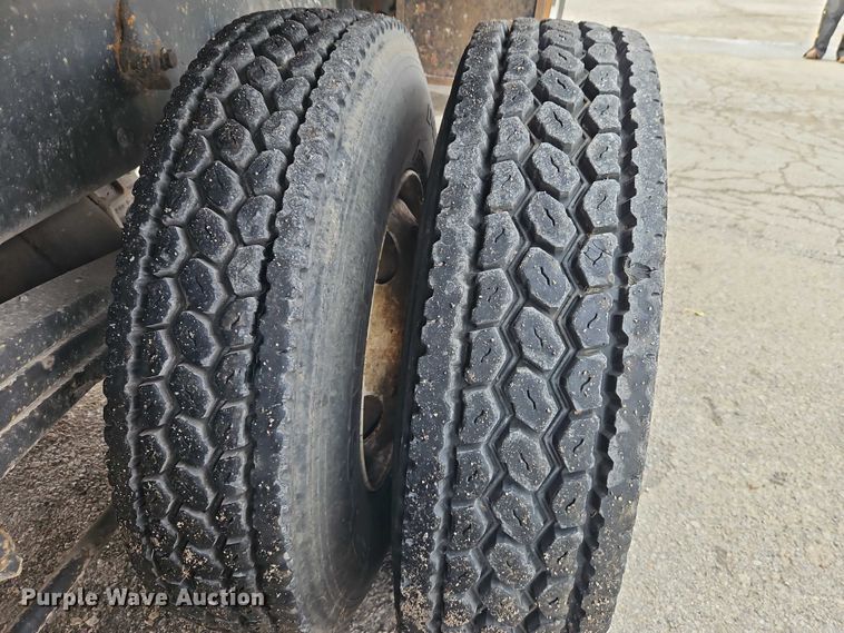 image for item EB8455 2005 Sterling Truck L9500 Series crane truck