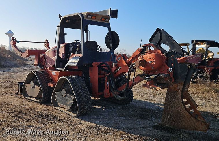 image for item EB8467 2010 Ditch Witch RT115 Quad vibratory cable plow