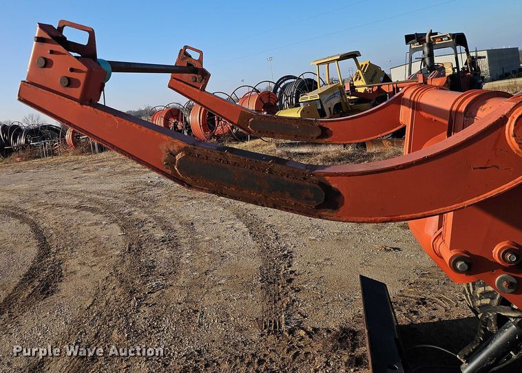 image for item EB8467 2010 Ditch Witch RT115 Quad vibratory cable plow