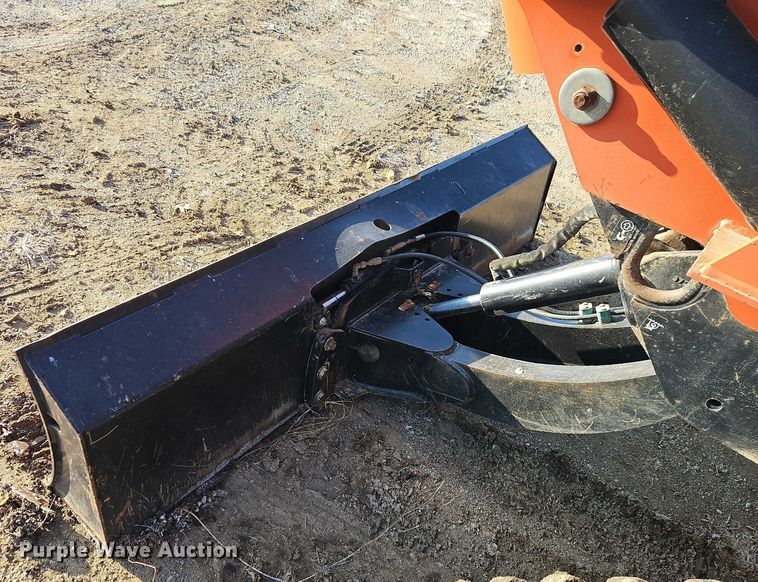 image for item EB8467 2010 Ditch Witch RT115 Quad vibratory cable plow