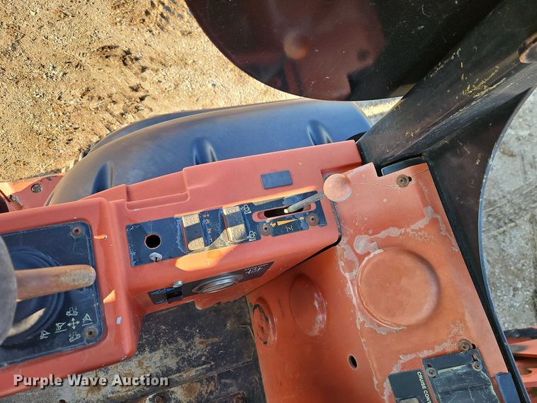 image for item EB8467 2010 Ditch Witch RT115 Quad vibratory cable plow