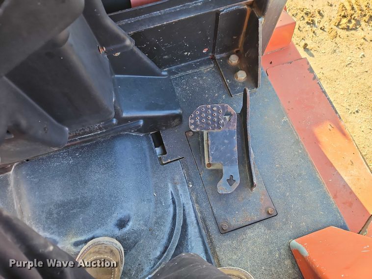 image for item EB8467 2010 Ditch Witch RT115 Quad vibratory cable plow