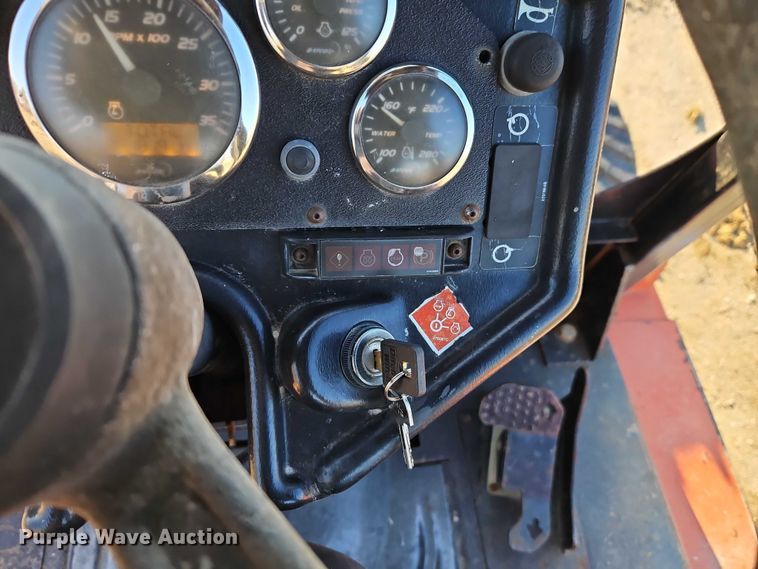 image for item EB8467 2010 Ditch Witch RT115 Quad vibratory cable plow