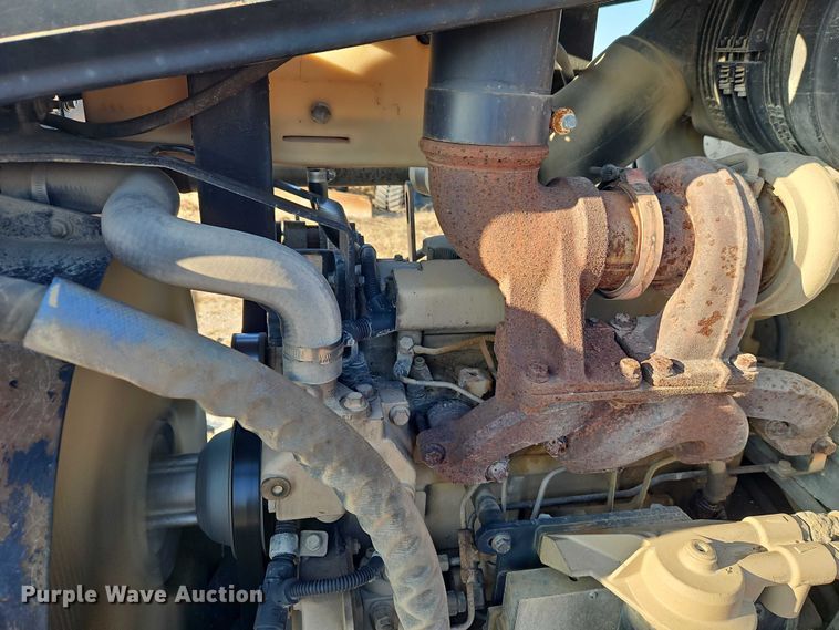 image for item EB8467 2010 Ditch Witch RT115 Quad vibratory cable plow