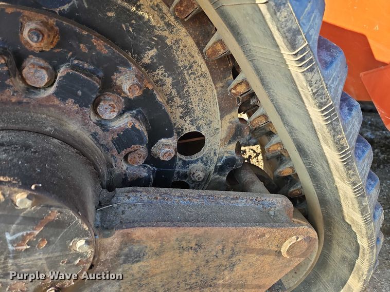 image for item EB8467 2010 Ditch Witch RT115 Quad vibratory cable plow