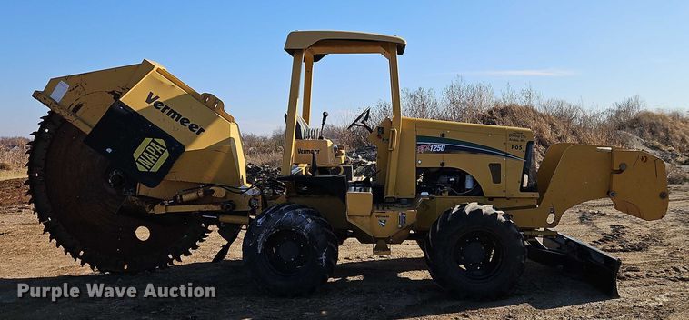 image for item EB8468 Vermeer RTX1250 Rock Saw