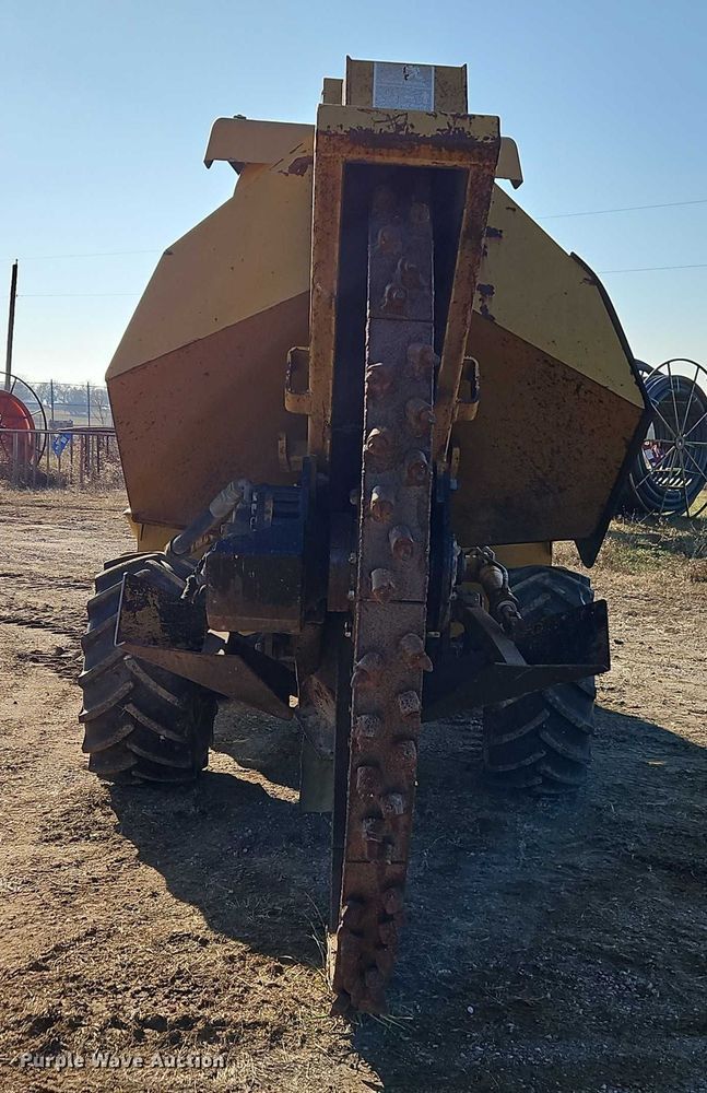 image for item EB8468 Vermeer RTX1250 Rock Saw