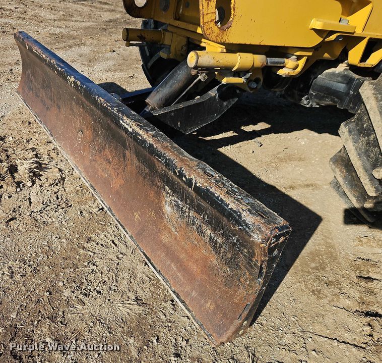 image for item EB8468 Vermeer RTX1250 Rock Saw