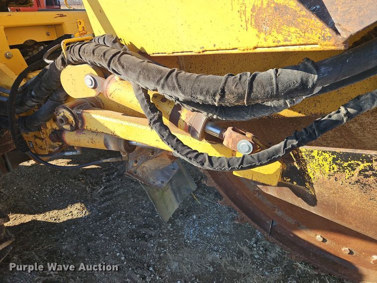 image for item EB8468 Vermeer RTX1250 Rock Saw