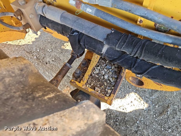 image for item EB8468 Vermeer RTX1250 Rock Saw