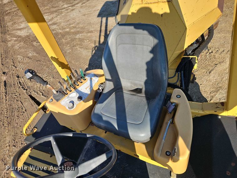 image for item EB8468 Vermeer RTX1250 Rock Saw