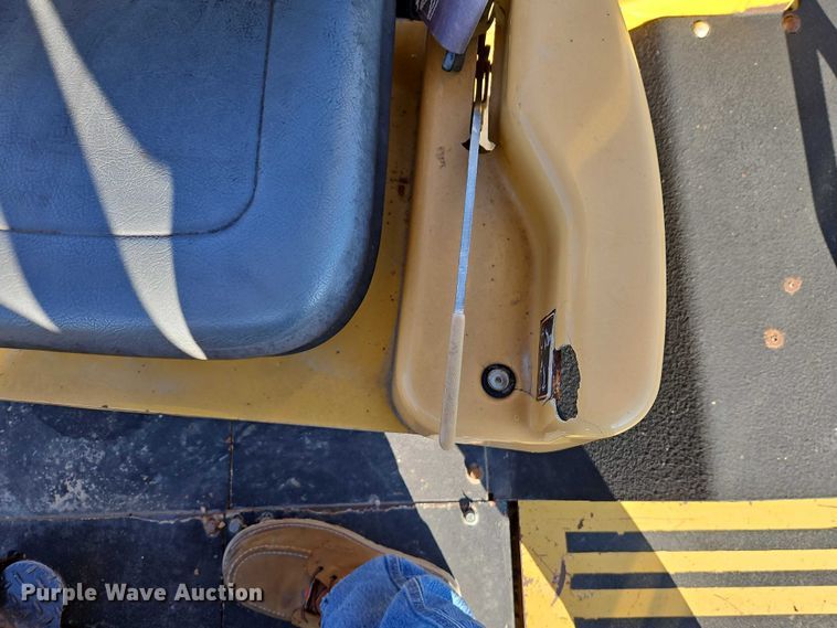 image for item EB8468 Vermeer RTX1250 Rock Saw