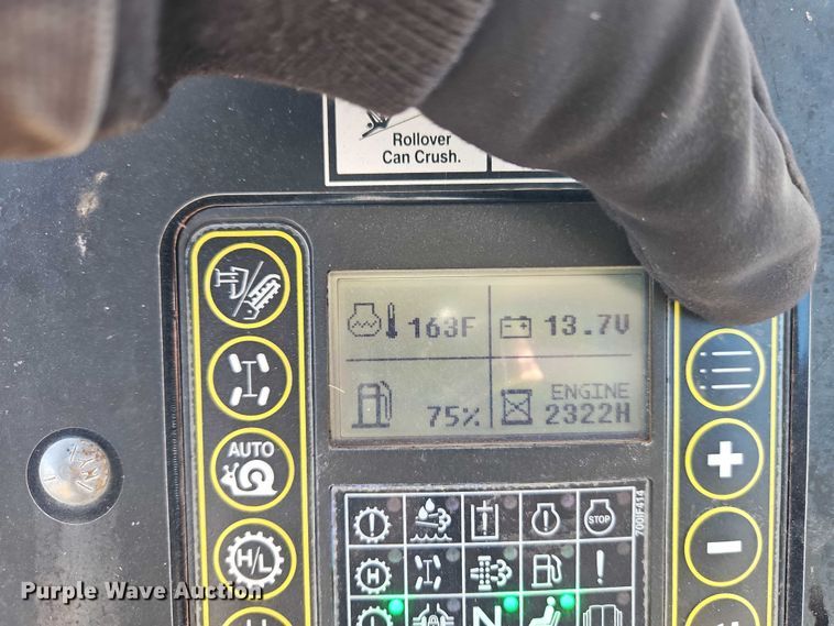 image for item EB8468 Vermeer RTX1250 Rock Saw