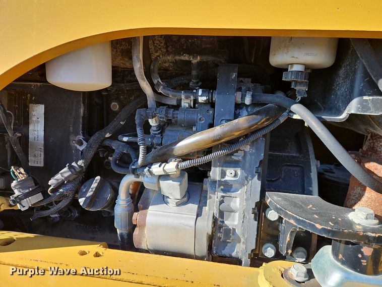 image for item EB8468 Vermeer RTX1250 Rock Saw