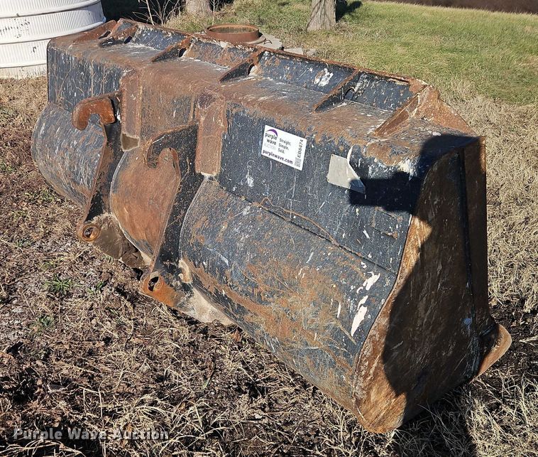 image for item EB8474 100