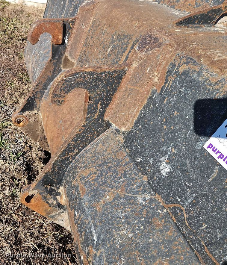 image for item EB8474 100