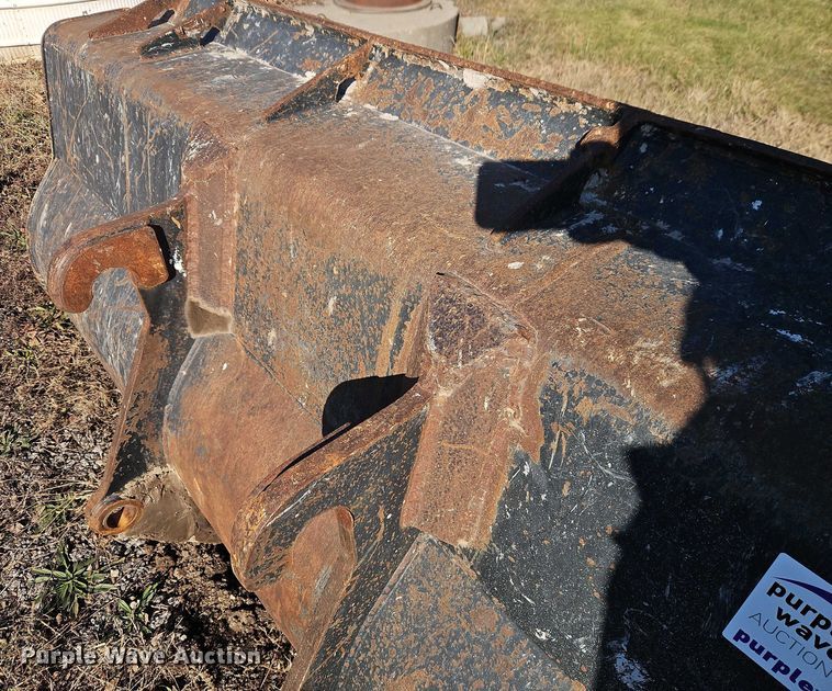 image for item EB8474 100