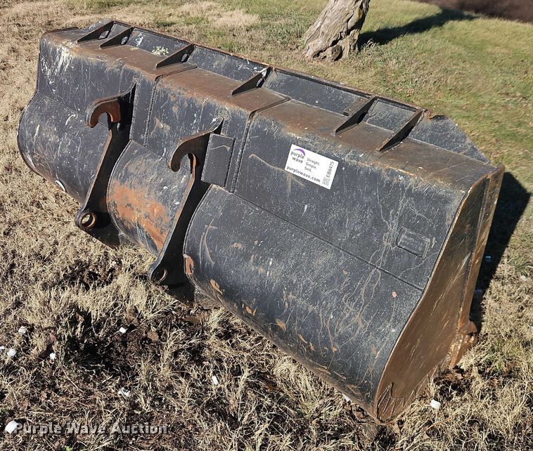 image for item EB8475 100